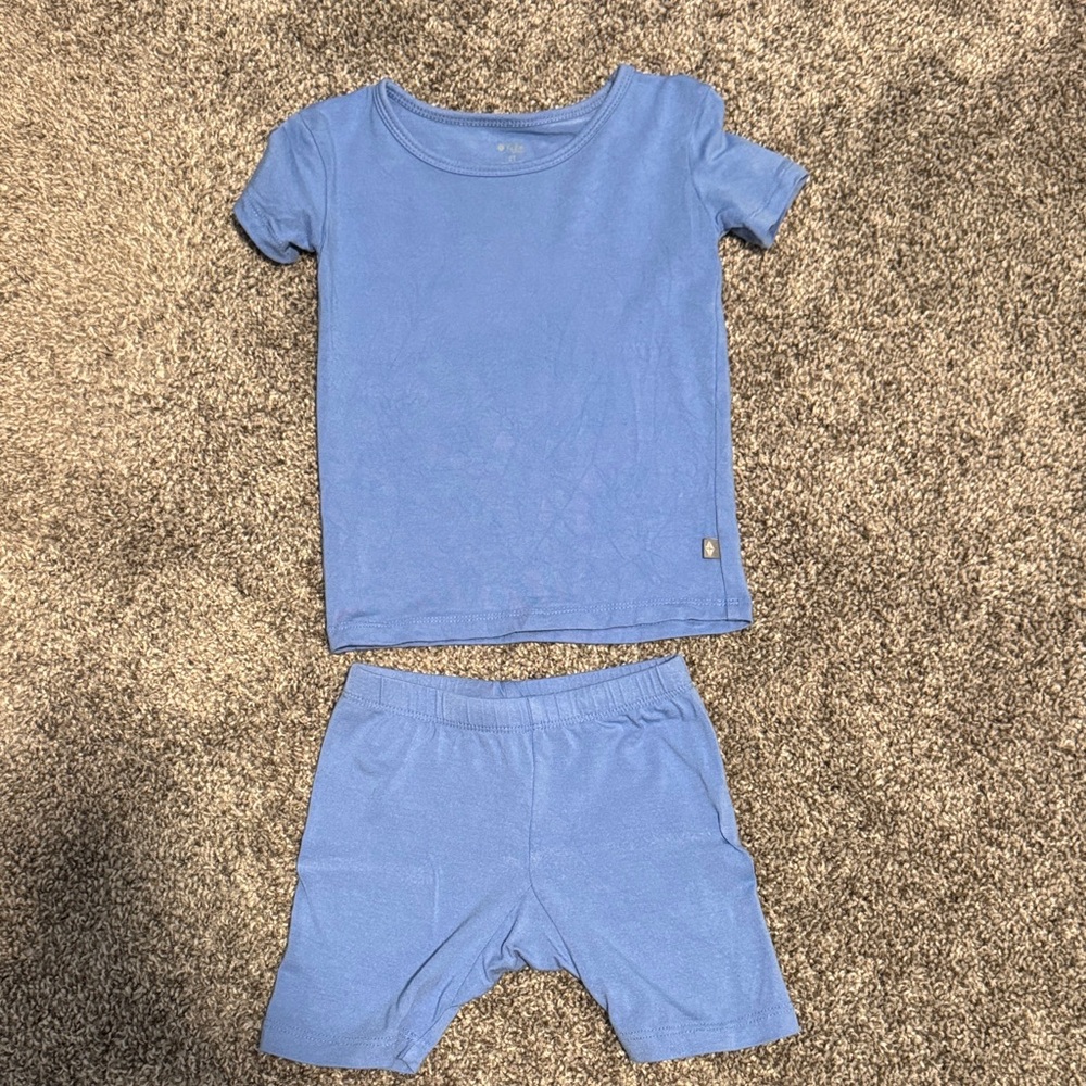 Kyte Baby shorts and top pajamas